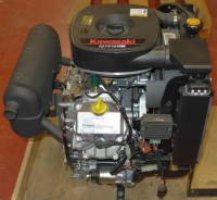 Kawasaki 2-Zylinder Motor 24,5 PS(HP) FD719D Serie...