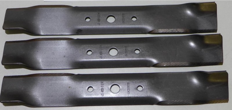Original JOHN DEERE Messer-Satz Seitenauswurf 122 cm GX20819, L120, L130