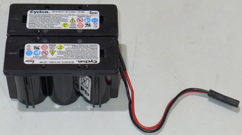 Briggs & Stratton Starterbatterie für Rasenmäher 991112   12 V  2,5 AH